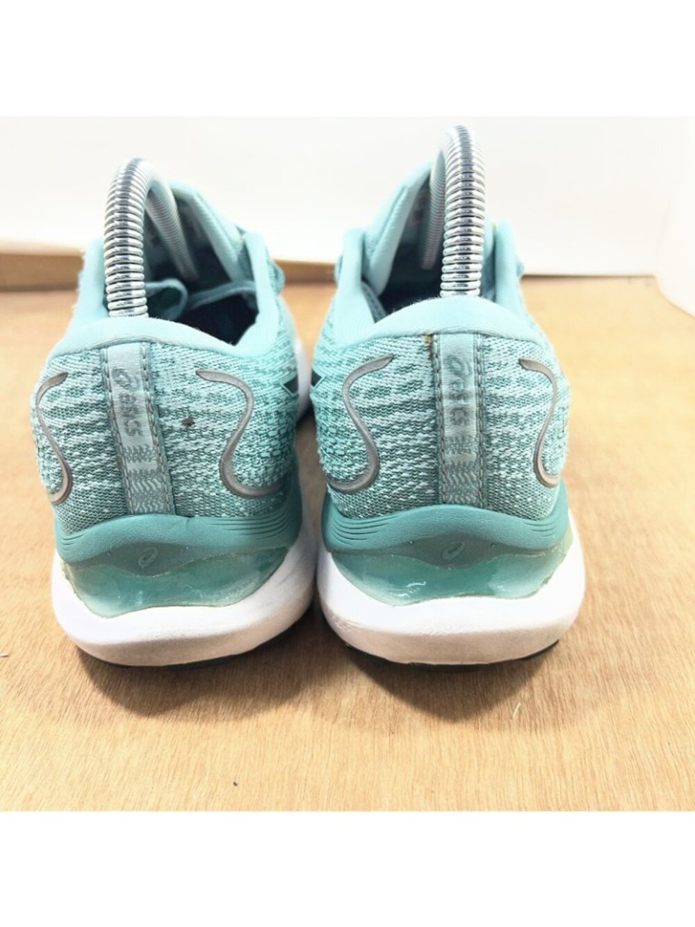 Asics Gel Cumulus 24 Shoes Womens Size 7.5 Athletic Sneakers 1012B206 - Picture 4 of 9